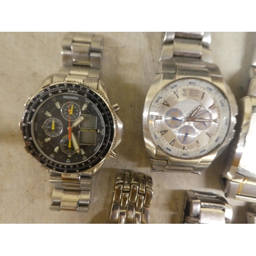 287 - Variously cased and strapped dress watches