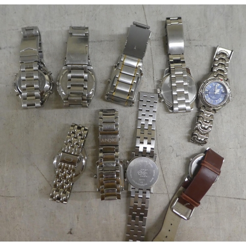 287 - Variously cased and strapped dress watches