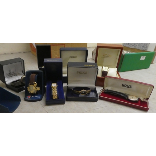 290 - Variously cased and strapped unisex wristwatches  mostly boxed