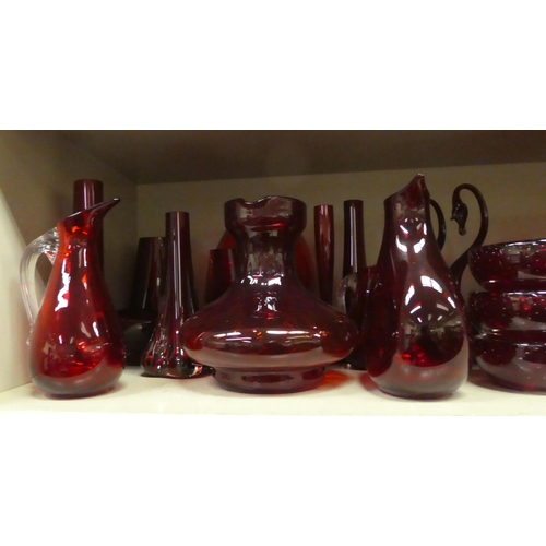 299 - Clear and cranberry coloured glass vases  largest 9