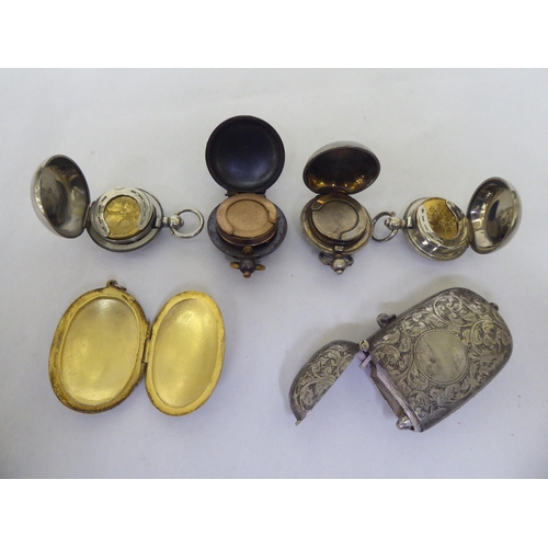 304 - A mixed lot: to include a late Victorian yellow metal brooch, set with amber coloured stones