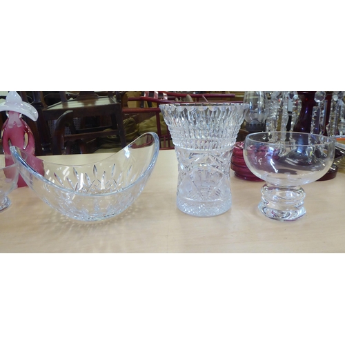 311 - Glassware: to include early/mid 20thC lustre vases  largest 12