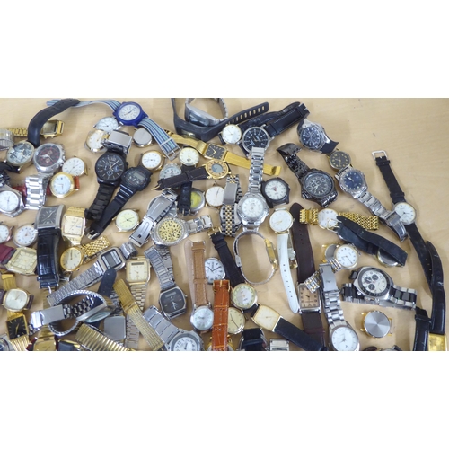 291 - Variously cased and strapped wristwatches