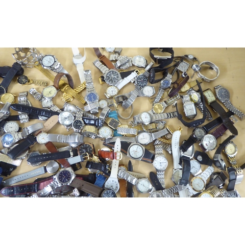 305 - Variously cased and strapped wristwatches