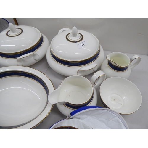 21 - Royal Doulton bone china Stanwick pattern dinnerware