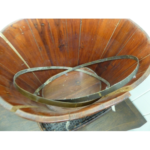 253 - Oriental wooden items: to include a fruitwood wash bowl  20