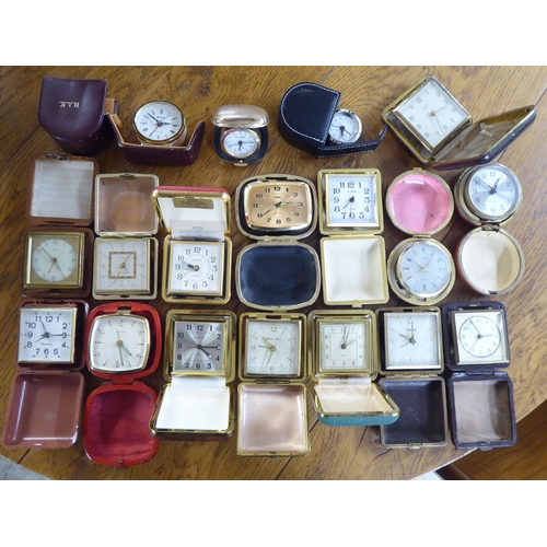 75 - 20thC collectables: to include travel timepieces and various boxes 