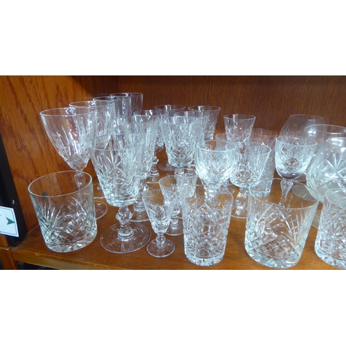 141 - Glassware, mainly variously sized pedestal wines