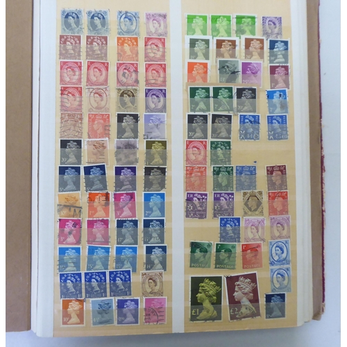 271 - An uncollated collection of mainly used world issued postage stamps: to include Malaysian, New Zeala... 