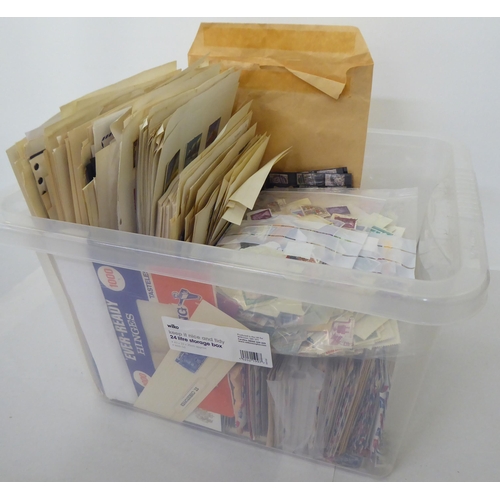 271 - An uncollated collection of mainly used world issued postage stamps: to include Malaysian, New Zeala... 