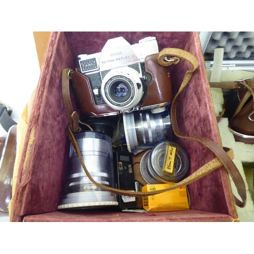 273 - Cameras and accessories: to include a Yoighander Bessamatic