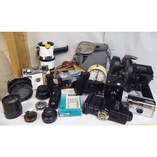 96 - A mixed lot: to include Agiflite camera body