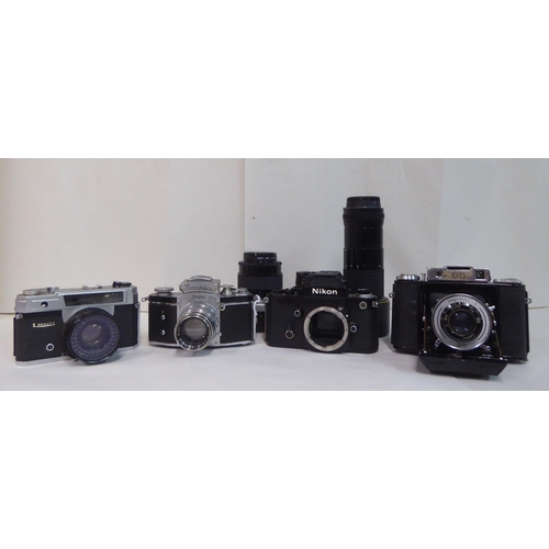 97 - Photographic equipment: to include an Exakta Jhagee 35mm camera