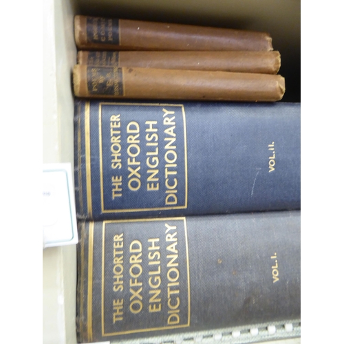 146 - Books, Royal and other foreign reference: to include 'Life and Times of Queen Victoria' dated 1900 i... 