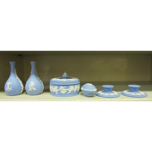 302 - Wedgwood blue jasperware ceramics: to include a pair of Solifleur vases  5.5