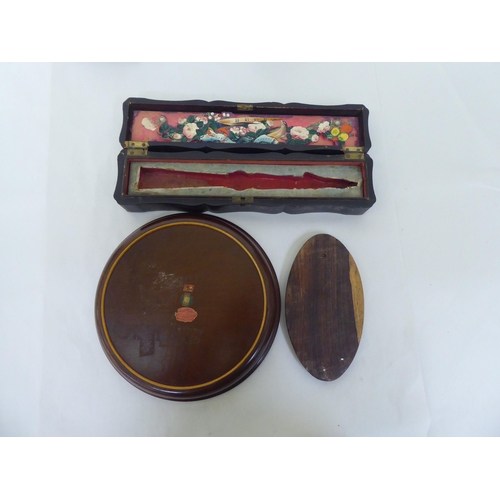 123 - A mixed lot: to include an early 20thC Chinese black lacquered and git painted fan box, decorated wi... 