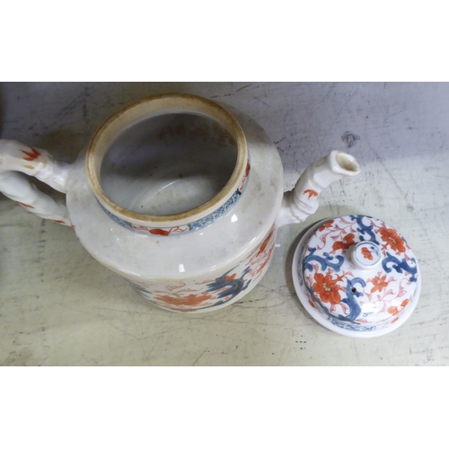 134 - Mainly 19thC Chinese and Asian ceramics: to include an 18thC style porcelain teapot