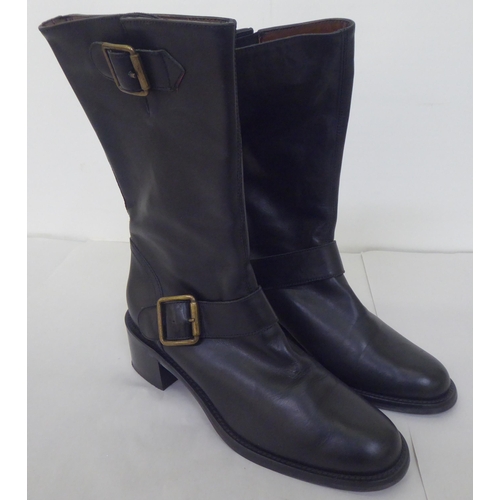 116 - A pair of ladies Hobbs black leather boots with buckle detail  size 39