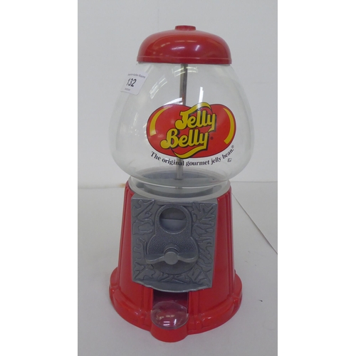 132 - A mid 20thC Jelly Belly Gourmet jelly bean dispenser