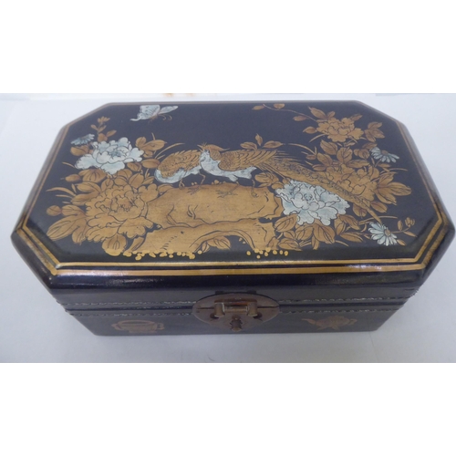 141 - An Orientally inspired, elongated octagonal table casket  4.5