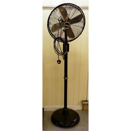 147 - A National Winder Cinni black enamel finished, electric floorstanding fan