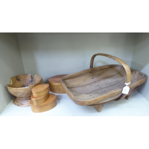 236 - Rustic woodware, viz. a one pierce, turned fruit bowl  8