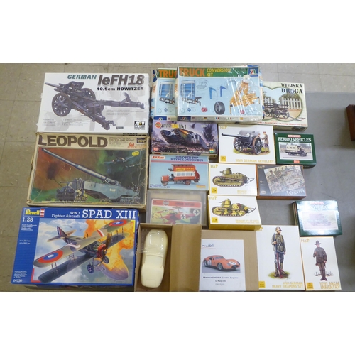 72 - HAT, Italian and other 1.24 and other scale model kits: to include Truck conversion kits  (comp... 