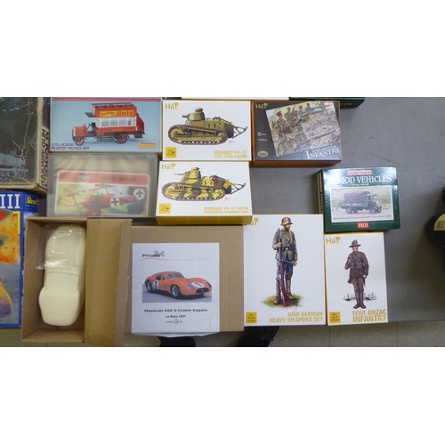 72 - HAT, Italian and other 1.24 and other scale model kits: to include Truck conversion kits  (comp... 