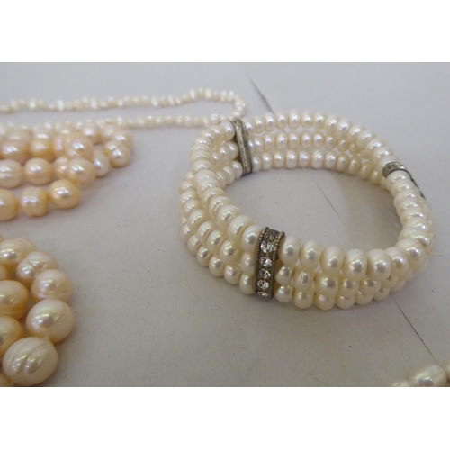 77 - River and other pearl necklaces, earrings and bracelets 