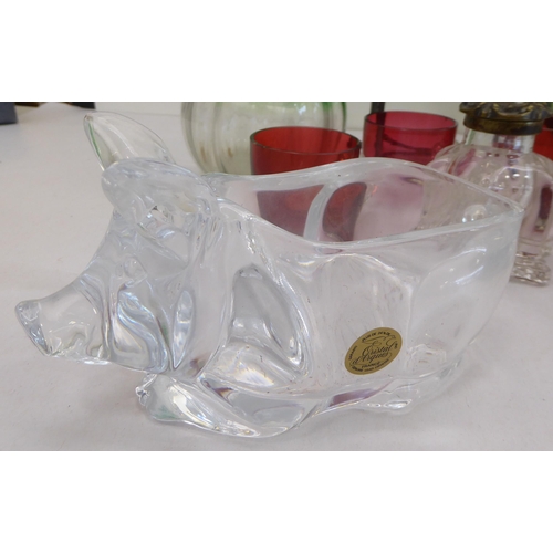 146 - Glassware: to include a cut crystal claret jug with a silver plated collar and lid  11