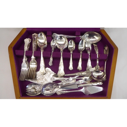 245 - A Smith Seymour Ltd of Sheffield EPNS and stainless steel bladed Kings pattern cutlery and flatware,... 