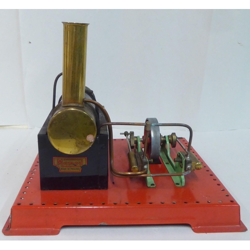 160 - A Mamod model live steam engine