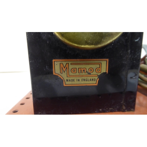 160 - A Mamod model live steam engine
