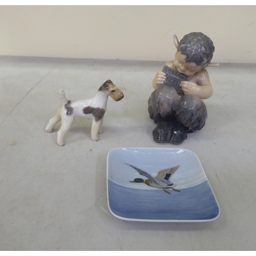 226 - Royal Copenhagen porcelain collectables: to include a dog  no.3170  3.5