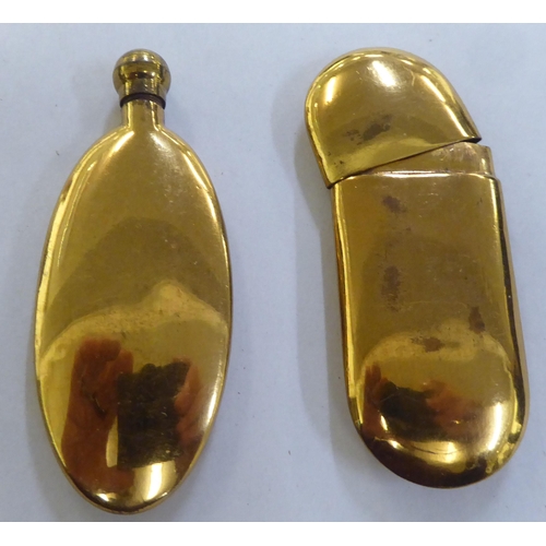 232 - Collectables: to include a late Victorian horn snuff mull&nbsp;