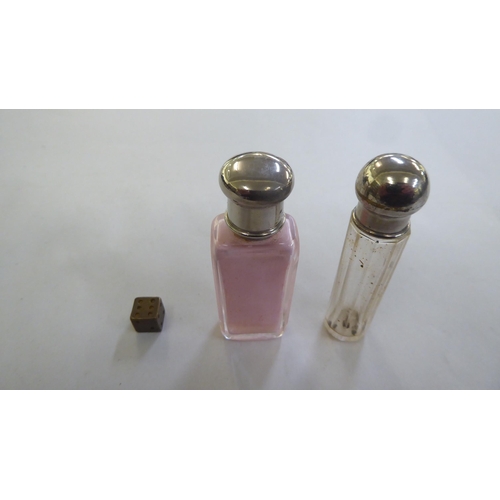 232 - Collectables: to include a late Victorian horn snuff mull&nbsp;