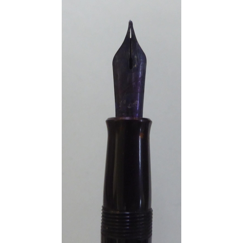 232 - Collectables: to include a late Victorian horn snuff mull&nbsp;