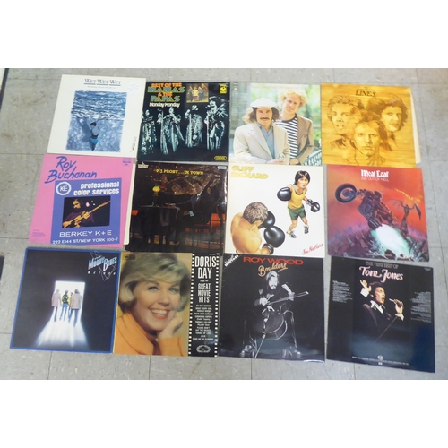 252 - Vinyl records, rock and pop: to include The Beatles 'Abbey Road'