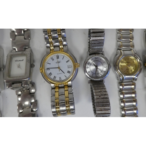 39 - Variously cased and strapped wristwatches