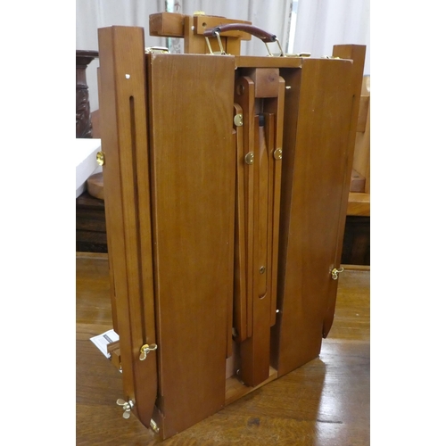 103 - An Artist Studio wooden Italian design easel  boxed 