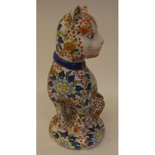 110 - Modern Oriental ceramics: to include a Chinese porcelain cat  16