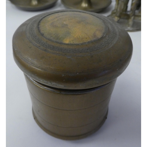 112 - Mainly 20thC metalware: to include a brass tazza  5