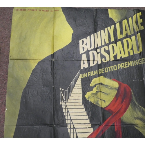 144 - A folded, printed colour French film poster, advertising 'Bunny Lake is Missing' starring Laurence O... 