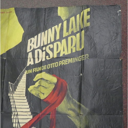 144 - A folded, printed colour French film poster, advertising 'Bunny Lake is Missing' starring Laurence O... 