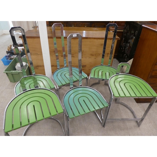 145 - In the manner of Allmilmo - A set of six modern chromium plated framed chairs with four green painte... 