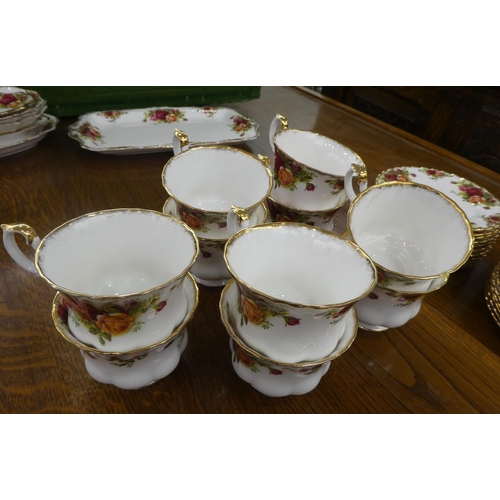 94 - Royal Albert bone china Old Country Roses pattern tableware