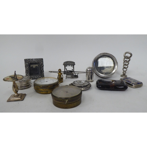 269 - Small instruments, silver and other collectables: to include a pocket barometer; and brass key chain... 