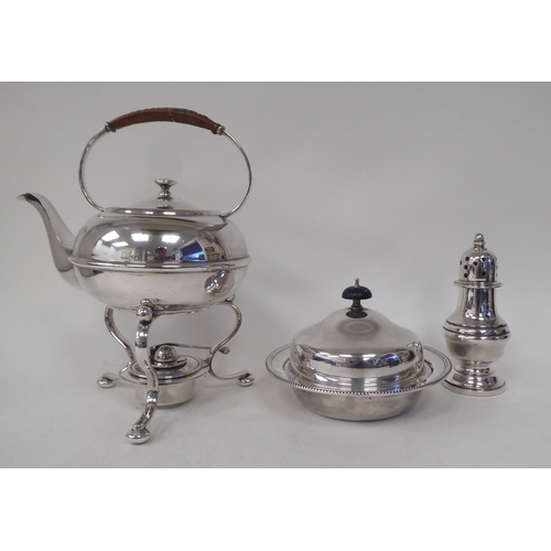 272 - Silver plated tableware: to include a canteen of cutlery and flatware