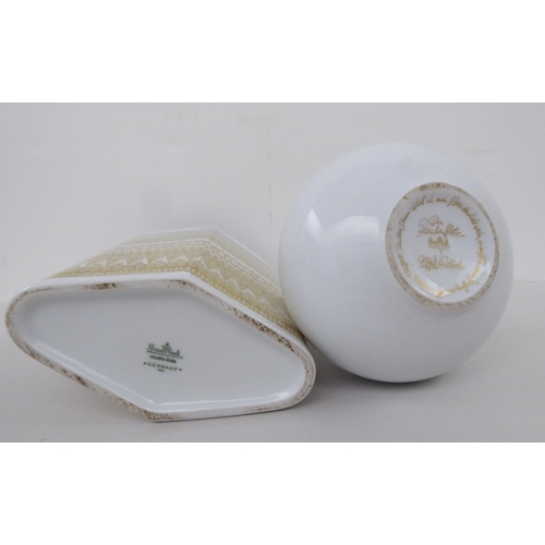 89 - China tableware: to include Wedgwood Gold Florentine pattern and Royal Crown Derby green Derby panel... 