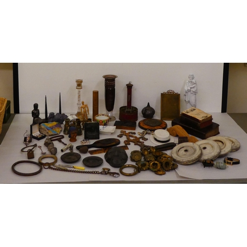 152 - Miscellaneous collectables: to include a set of four turned wooden wheels&nbsp; 4.5